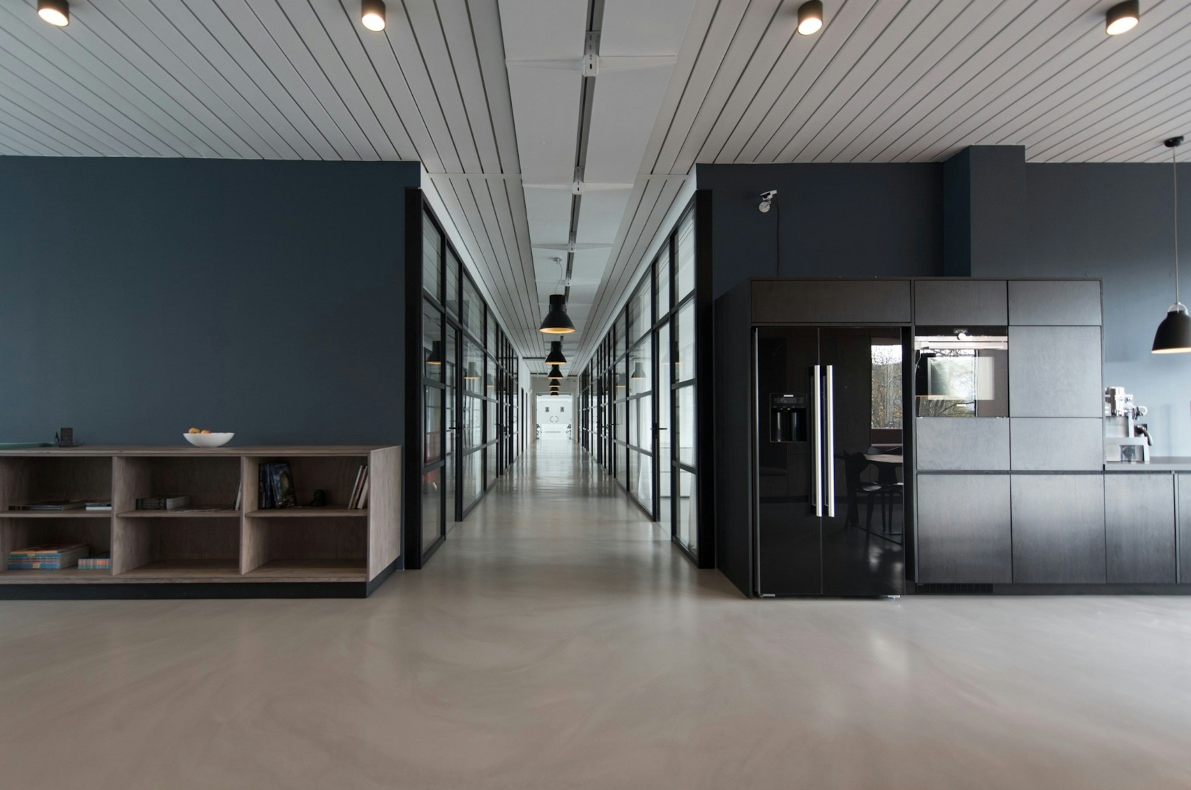 Cadre de travail moderne et collaboratif, à l'image du dynamisme de Finarma